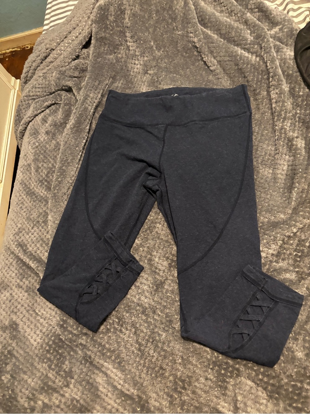 Womens size XL Calvin Klein Leggings with Lattice Hem